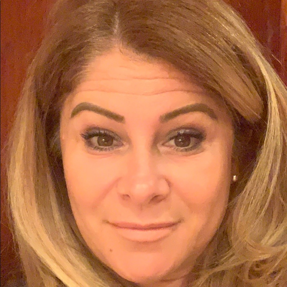 Meet your Posher, Carmen